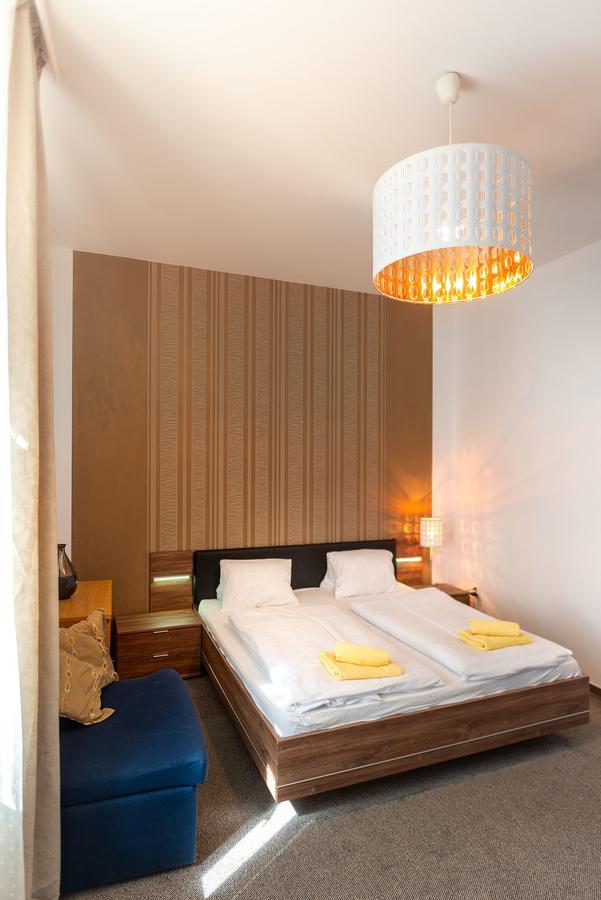 Zelena Ratolest Hotel เชสเกบูดิเยโจวิตเซ ภายนอก รูปภาพ