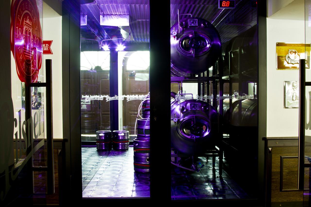 Zelena Ratolest Hotel เชสเกบูดิเยโจวิตเซ ภายนอก รูปภาพ